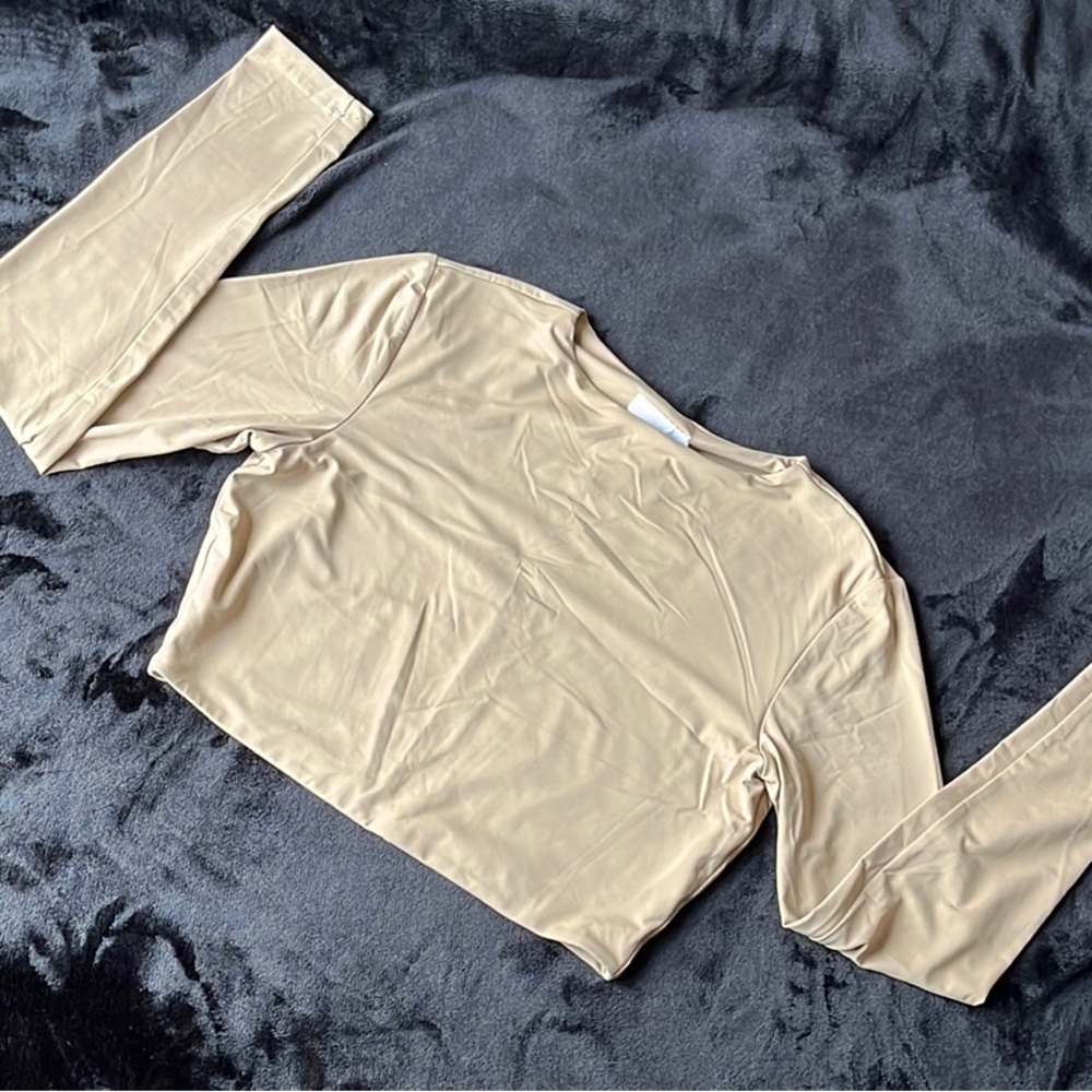 Beige Meshki Double-Lined Crop Long Sleeve